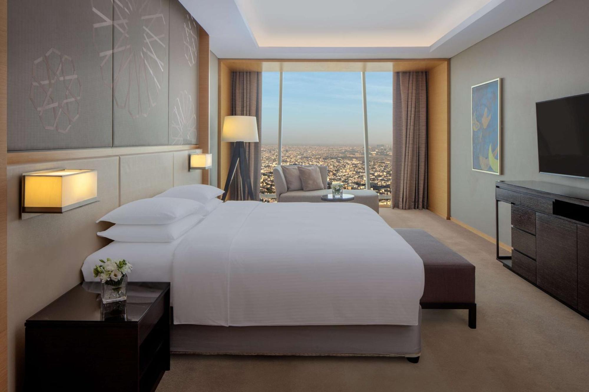 Hyatt Regency Riyadh Olaya Kültér fotó Deluxe King