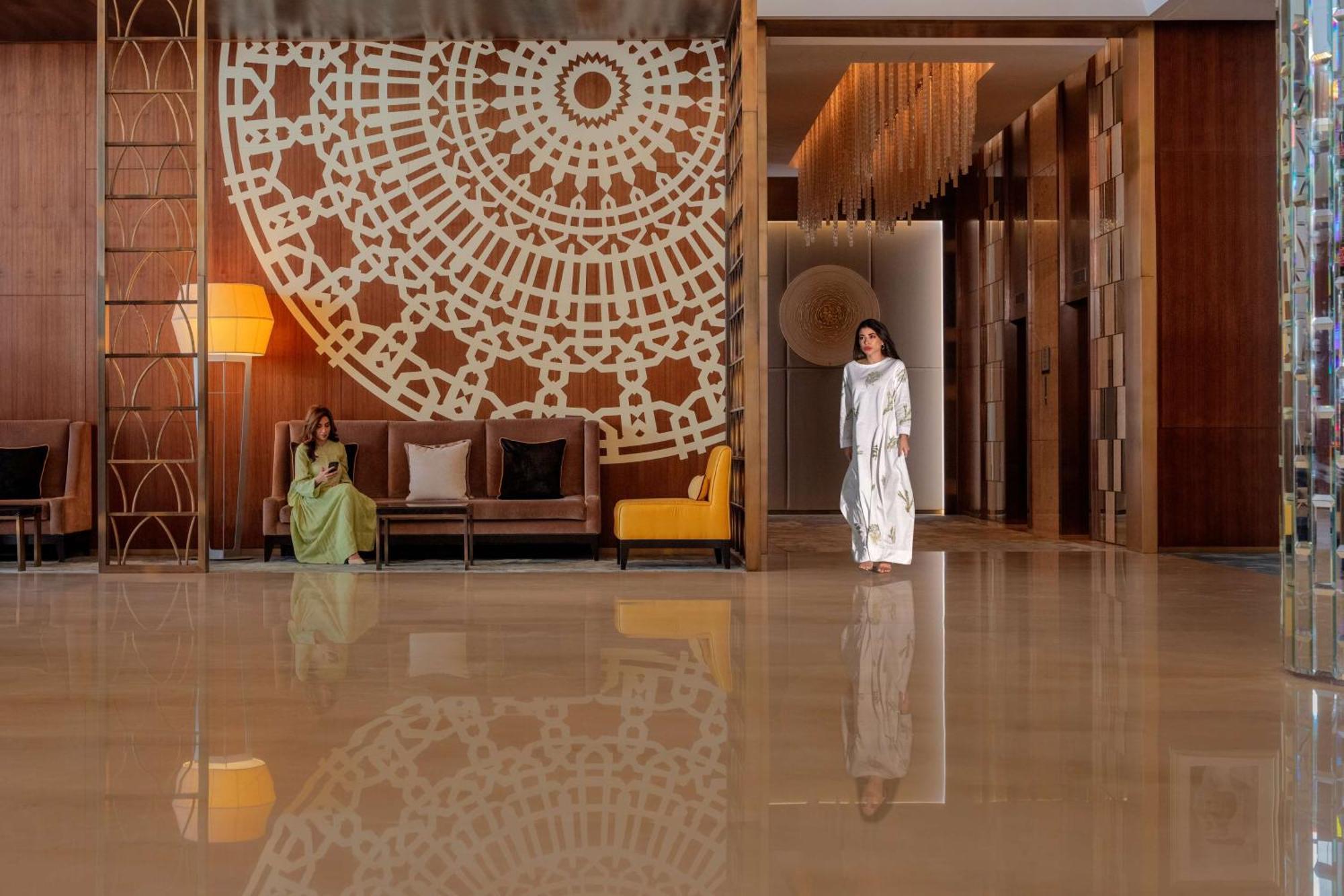 Hyatt Regency Riyadh Olaya Kültér fotó The Oberoi, Mumbai