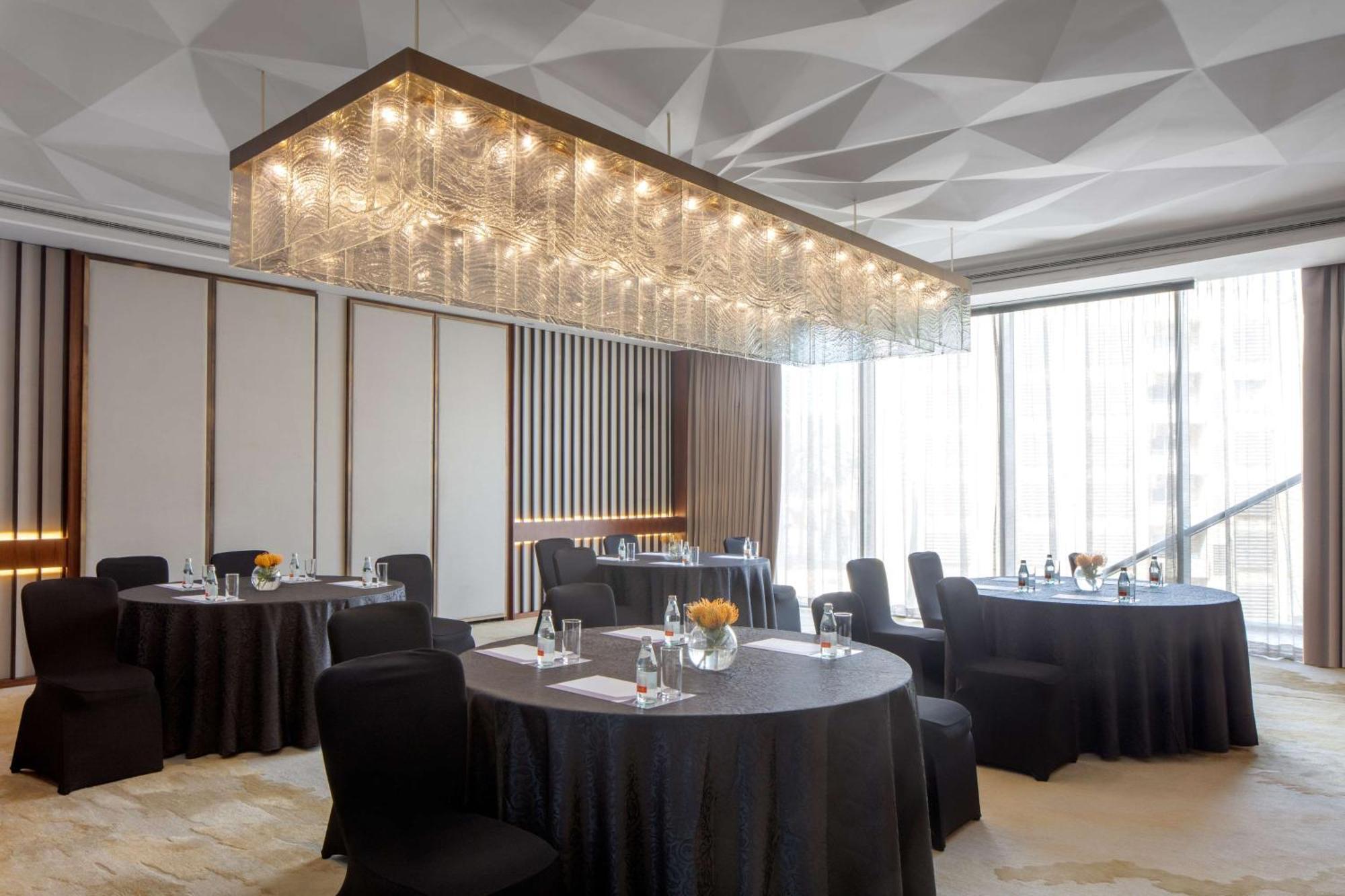 Hyatt Regency Riyadh Olaya Kültér fotó Meeting room