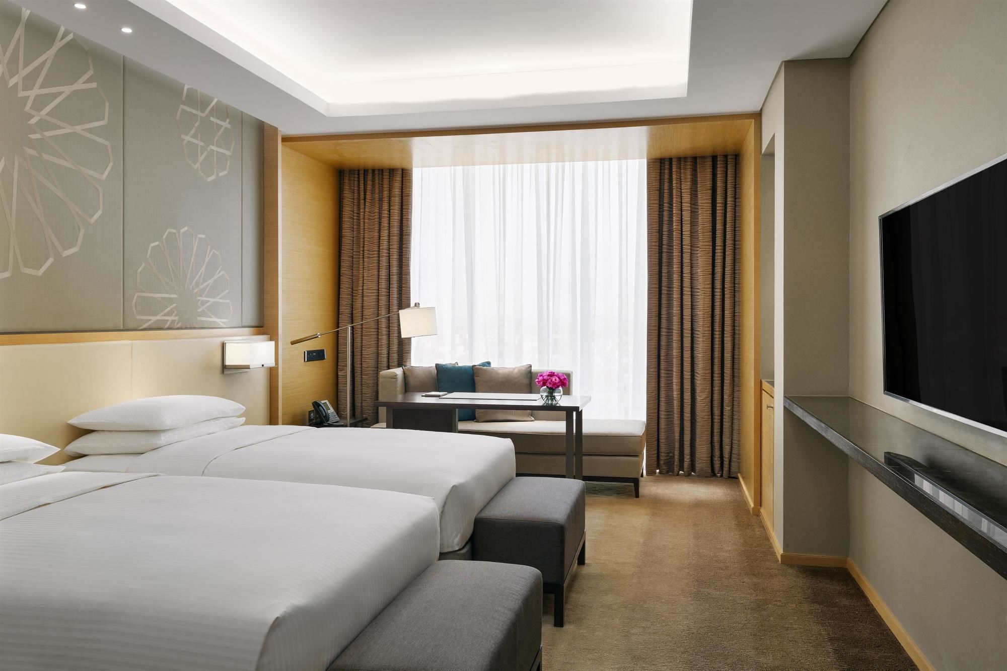 Hyatt Regency Riyadh Olaya Kültér fotó Deluxe Room